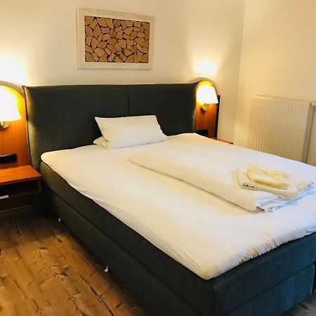 Landhotel Und Gasthof Hirsch Huettenreute Hosskirch Luaran gambar