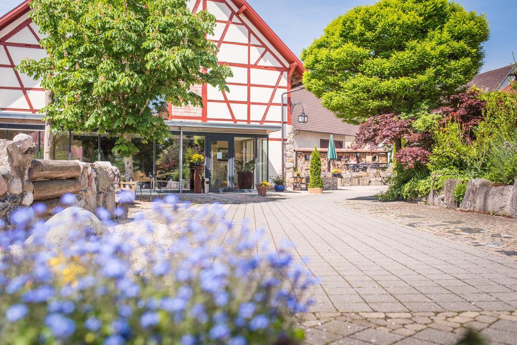 Landhotel Und Gasthof Hirsch Huettenreute Hosskirch Luaran gambar