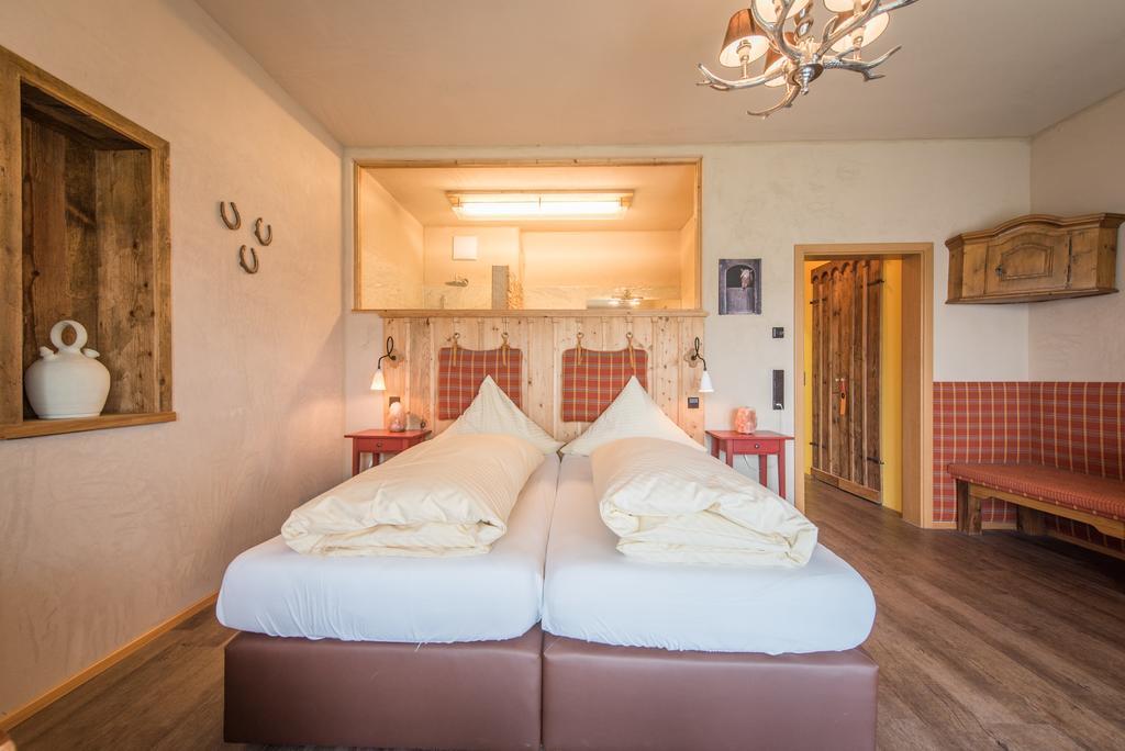 Landhotel Und Gasthof Hirsch Huettenreute Hosskirch Luaran gambar